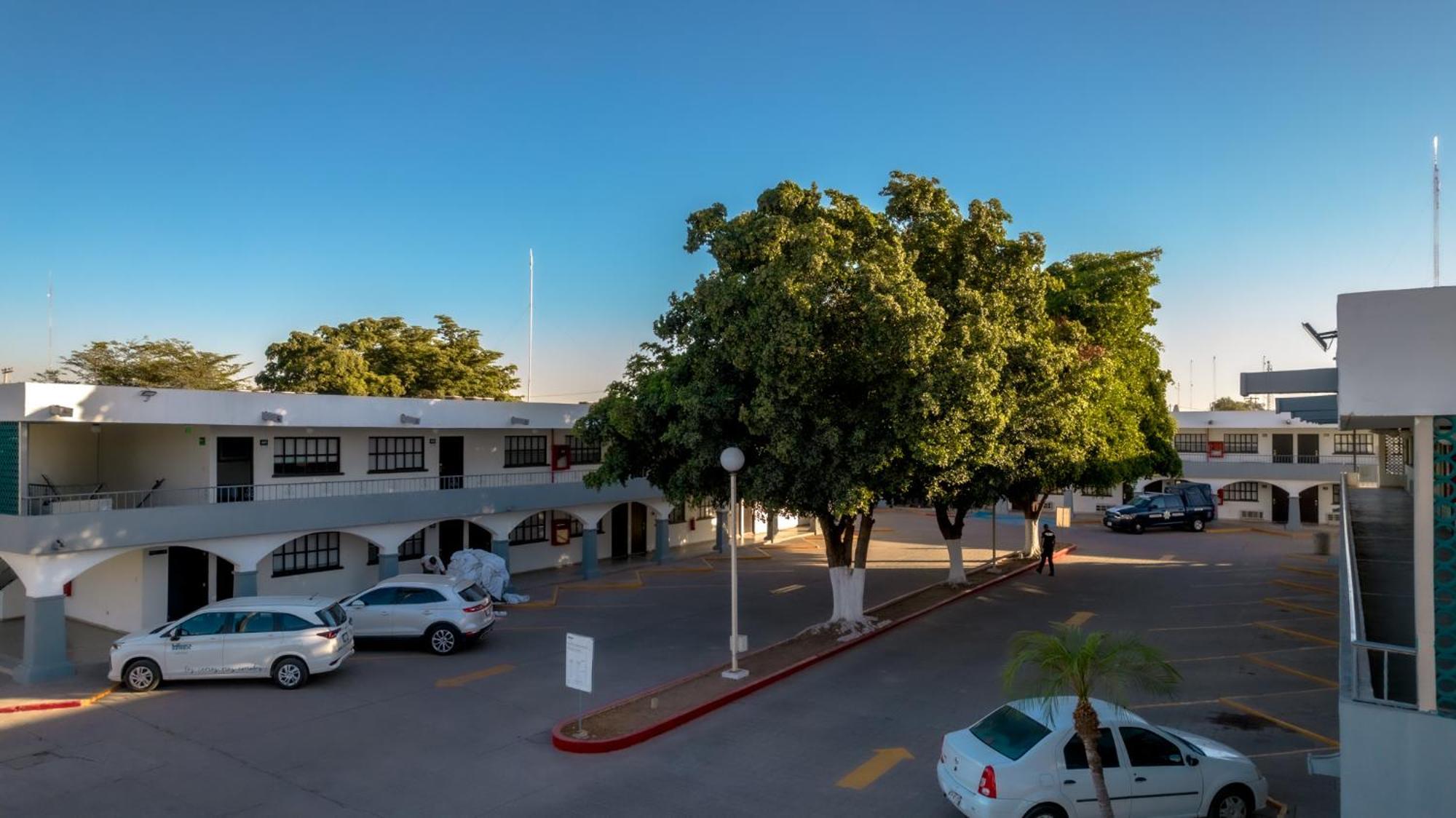 Inhouse Obregon Otel Ciudad Obregón Dış mekan fotoğraf