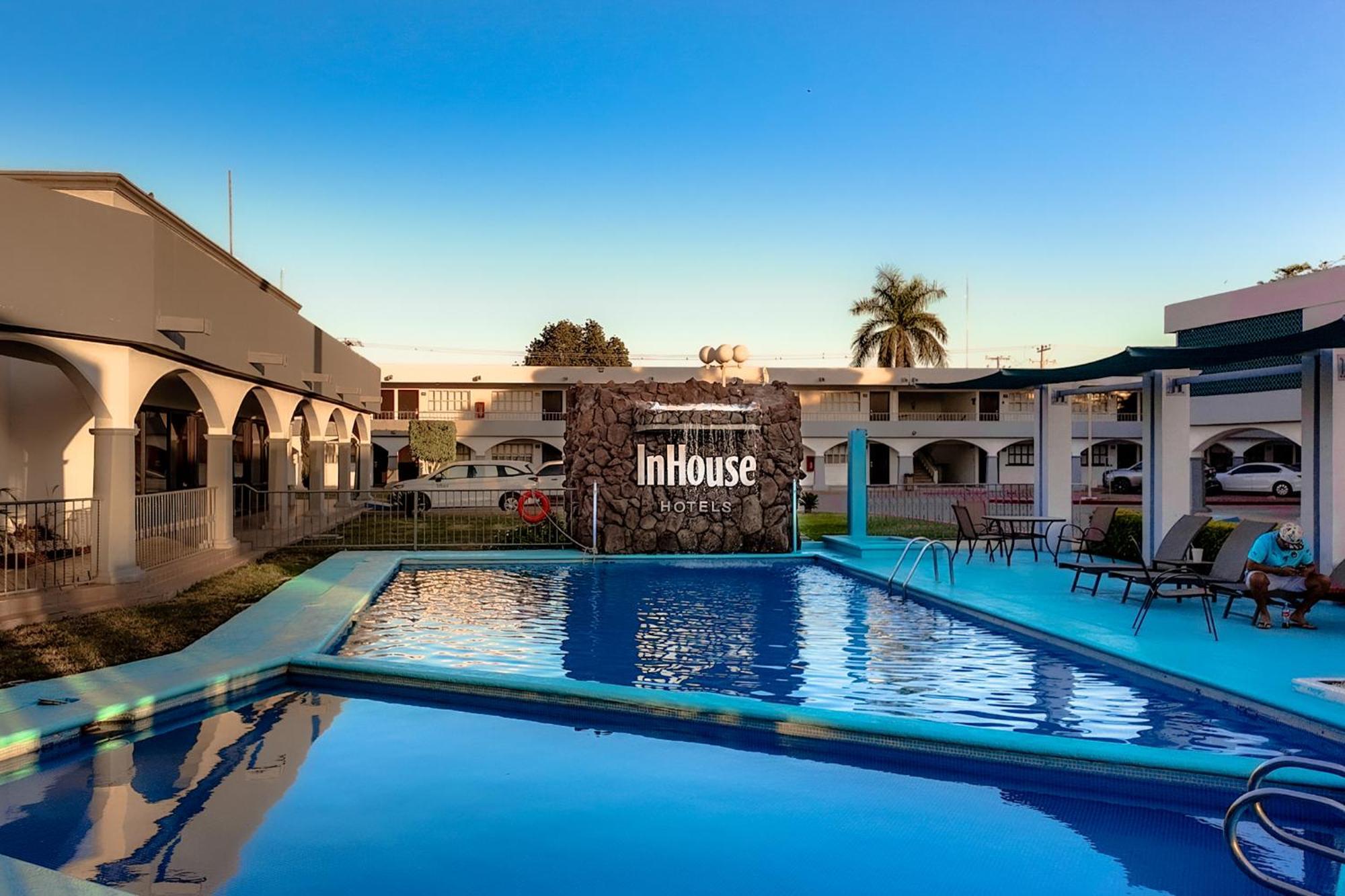 Inhouse Obregon Otel Ciudad Obregón Dış mekan fotoğraf